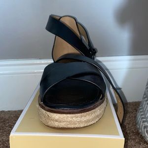 Selling MICHAEL Michael Kors Sandals.